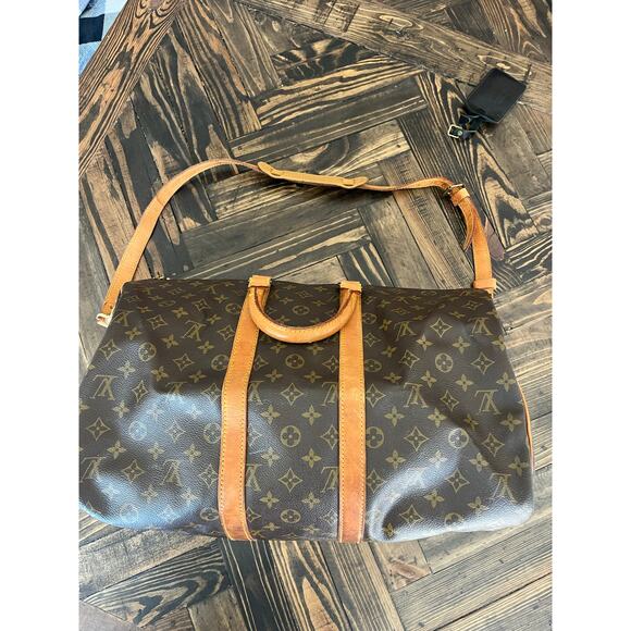 Louis Vuitton Handbags - Louis Vuitton Keepal Bandouliere 45 Travel Bag Authentic Monogrammed Mobwife
